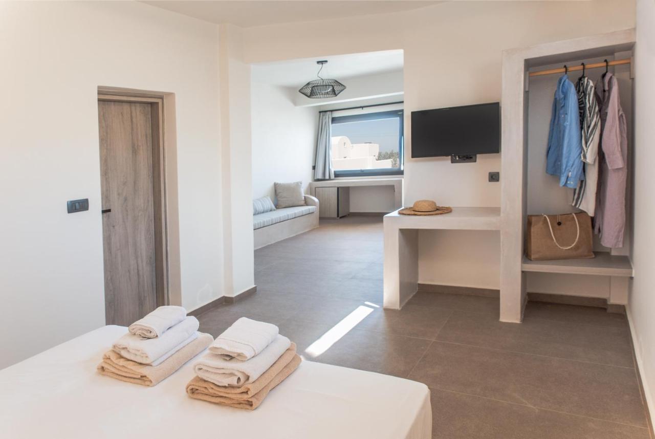 North Wind Luxury Suites Oia  Bagian luar foto