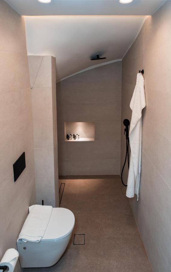 North Wind Luxury Suites Oia  Bagian luar foto