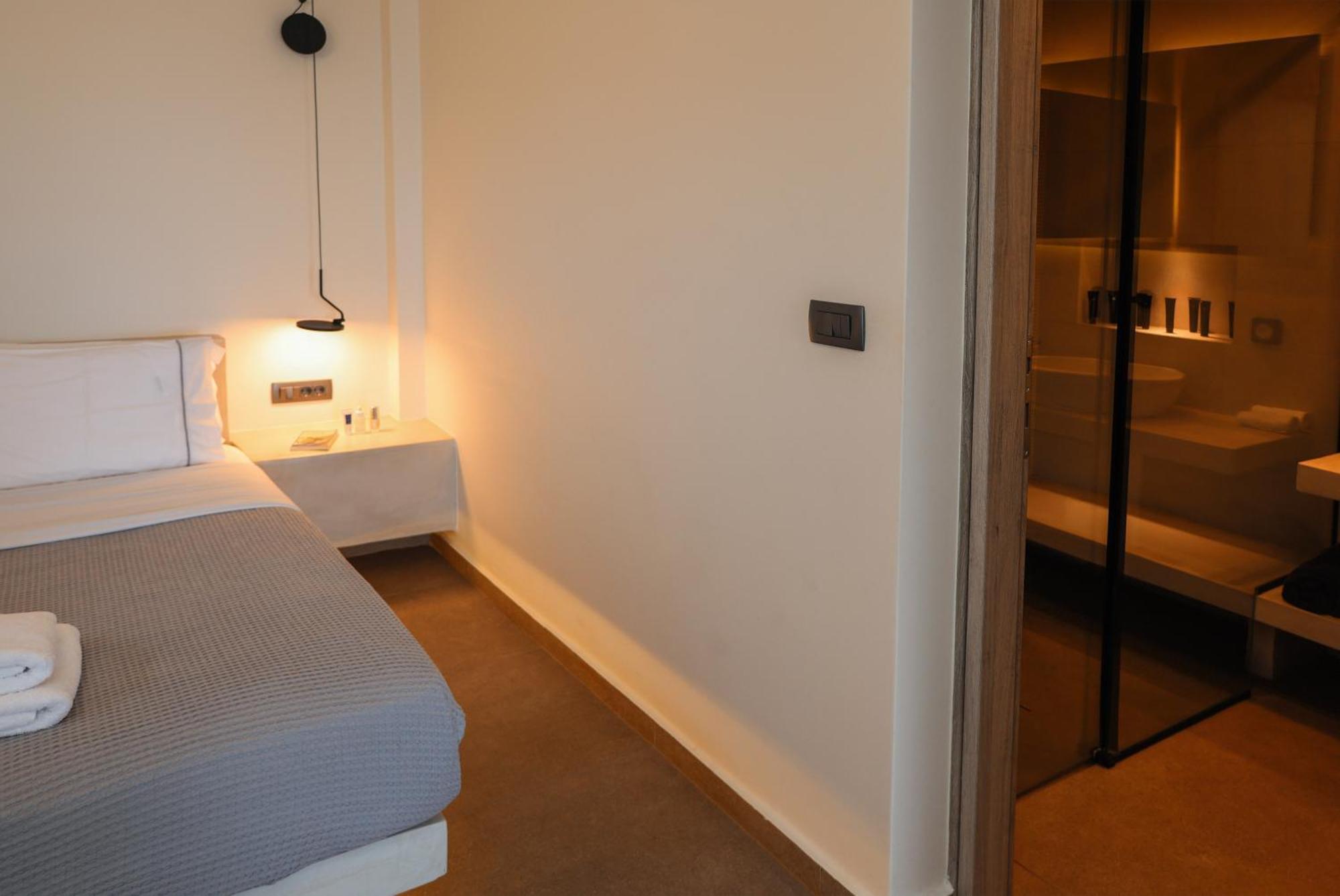 North Wind Luxury Suites Oia  Bagian luar foto